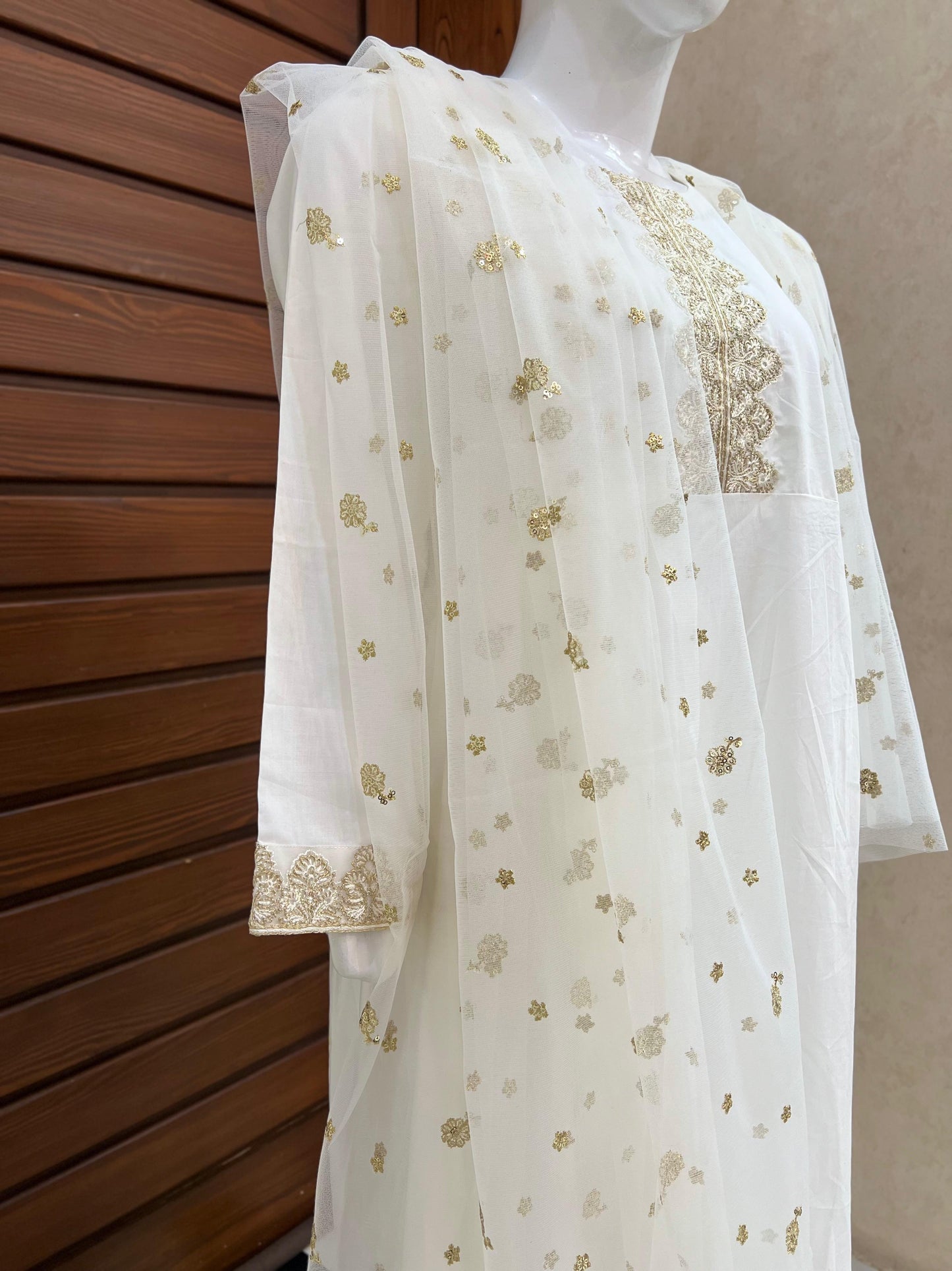 Elevate your style with Saira,sCOLLECTION