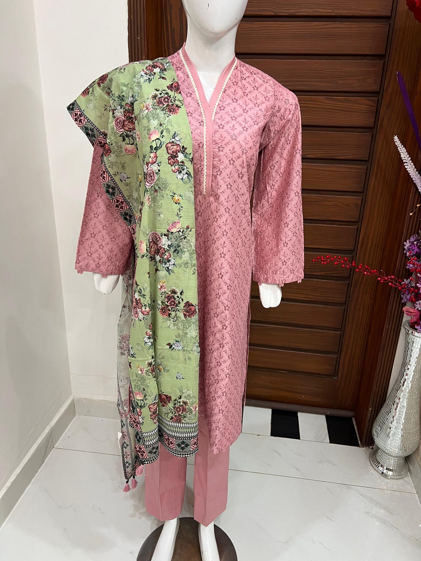 Elevate your Style with Saira,sCollection