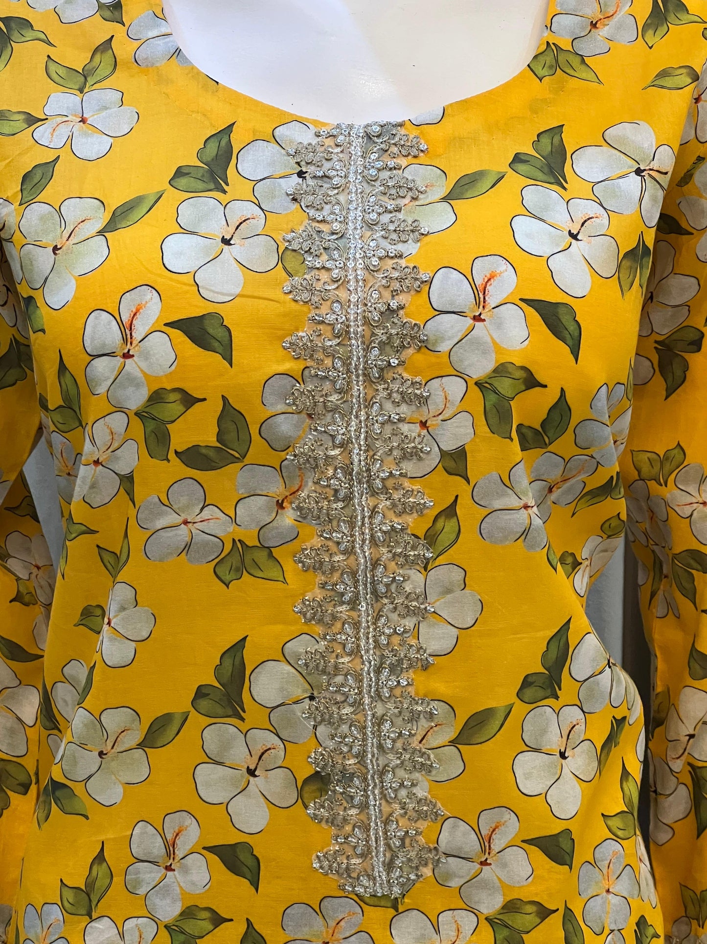 Elevate your style with Saira,sCollection